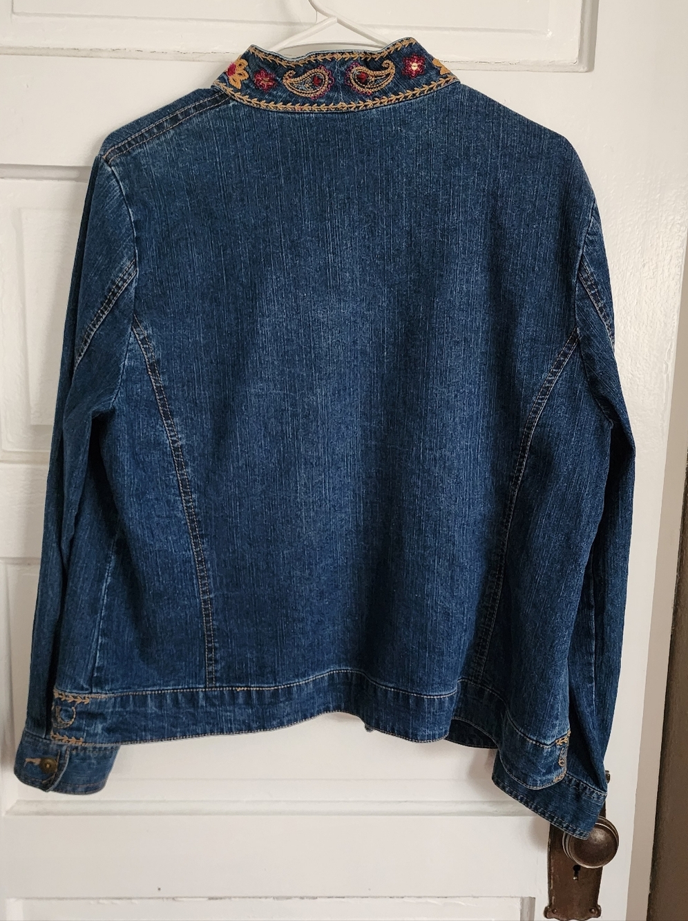 Womans Alfred Dunner Denim Jacket with Floral Embroidered Trim - Blue - Picture 2 of 7